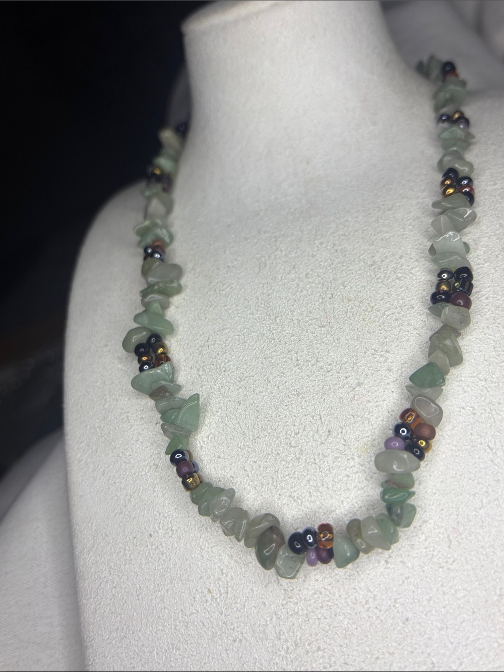 Green Aventurine Chip Bead Stretch Necklace or wrap bracelet - Picture 2 of 5